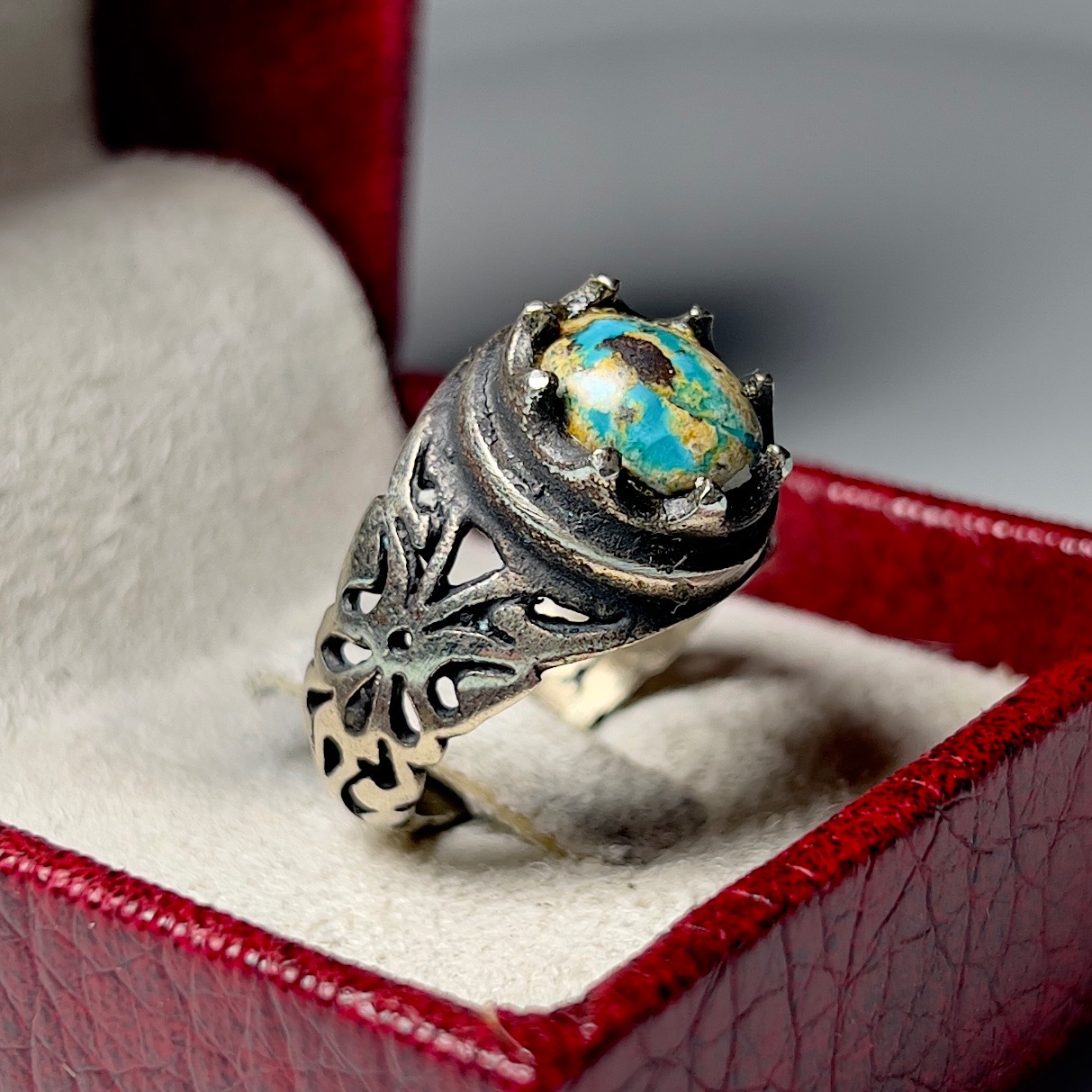 انگشتر خاص نگین زیبا فیروزه اصل معدنی