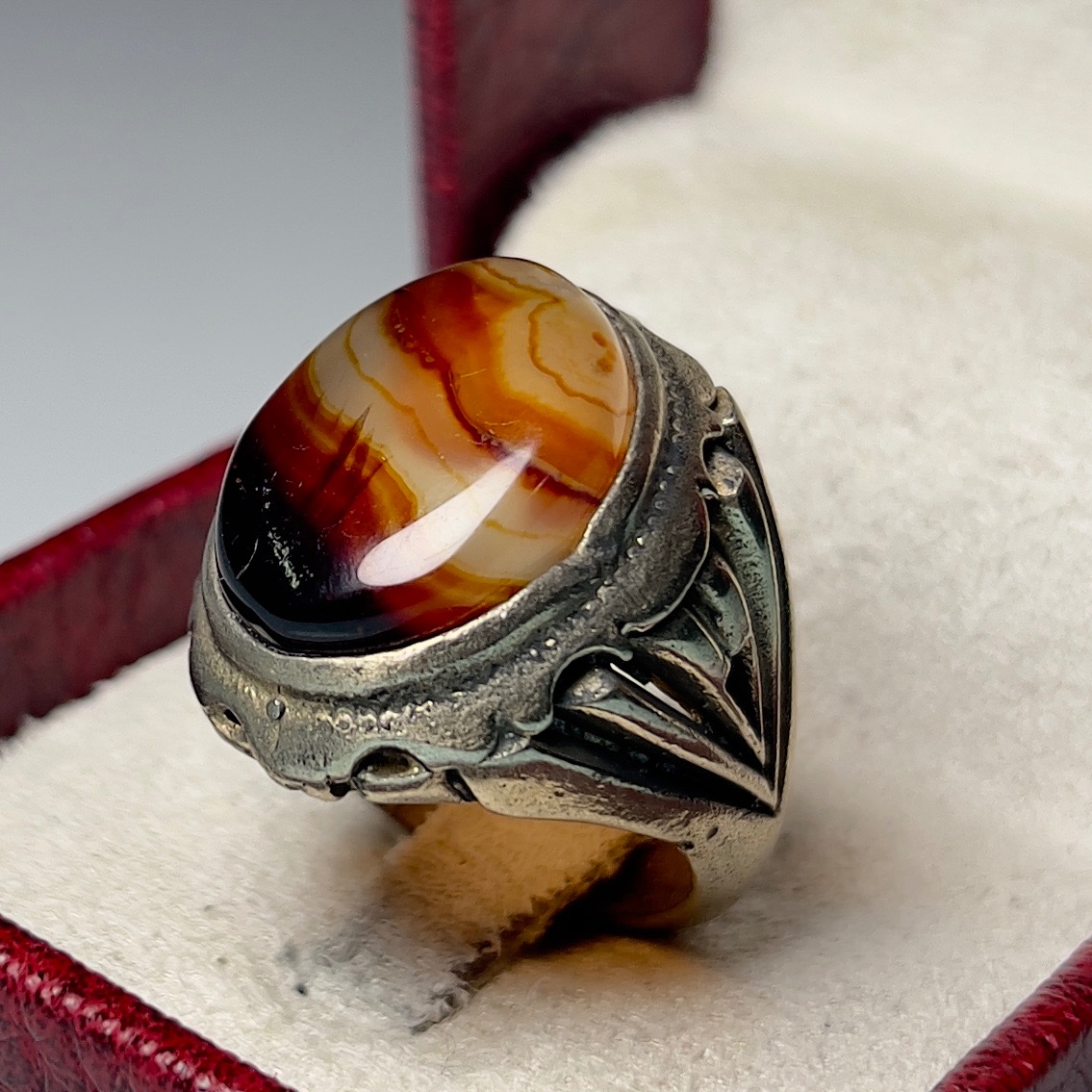 انگشتر خاص نگین عقیق آبدار سلیمانی  کلکسیونی