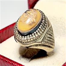 انگشترفاخررباباقوری