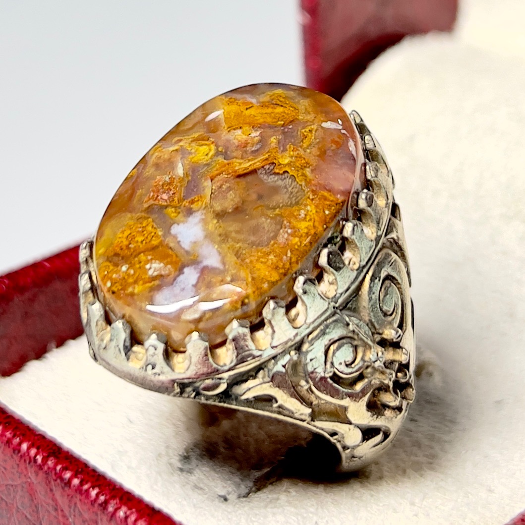 انگستر نگین درشت عقیق خزه ای شجری