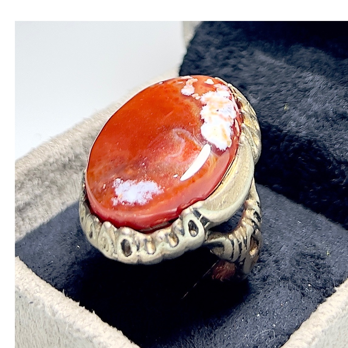 انگشترعقیق درشت شجر شکوفه دار خاص معدنی