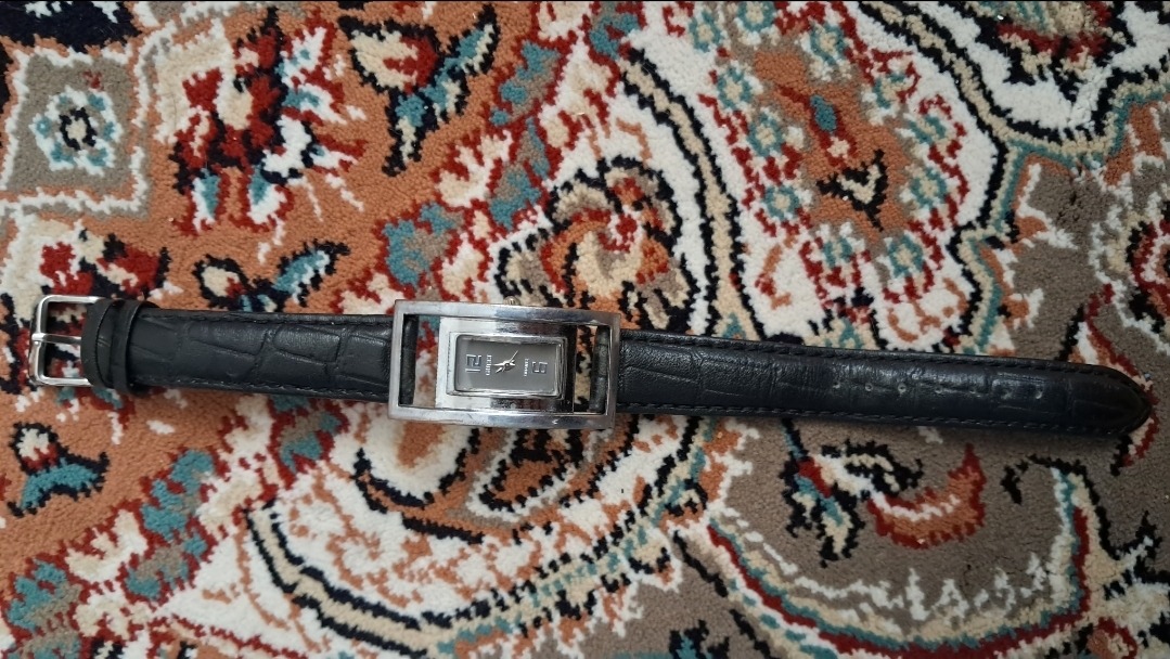 ساعت مچی سالم
