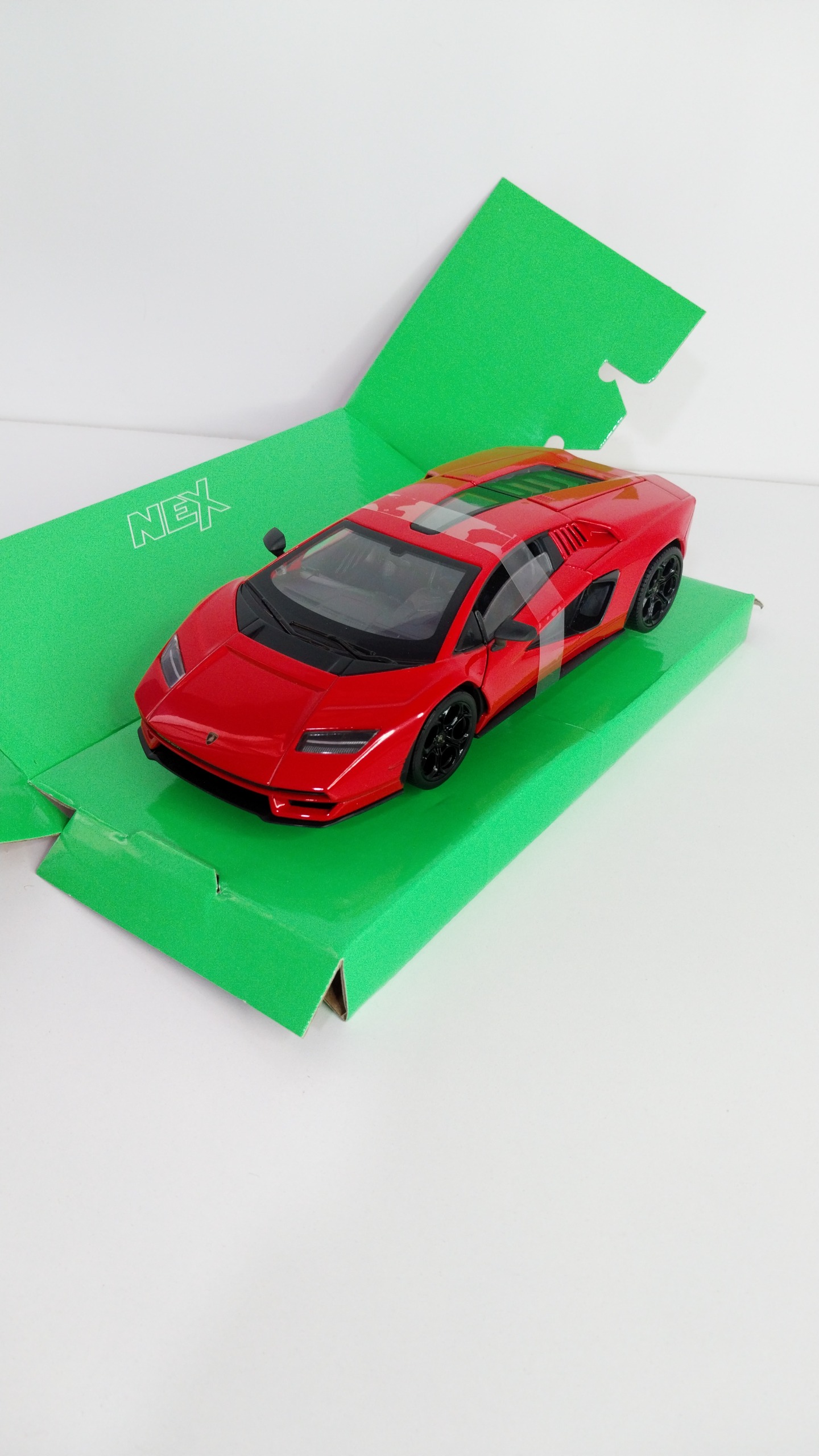 ماکت لامبرگینی کونتاچ برند ویلی