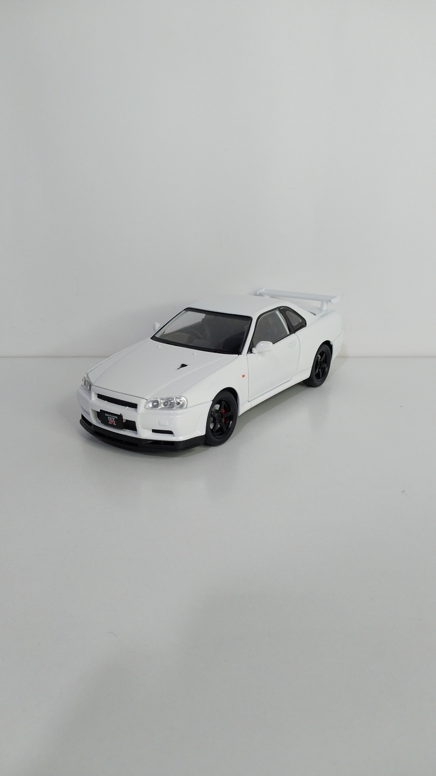 نیسان جیتی آر اسکایلاین آر 34