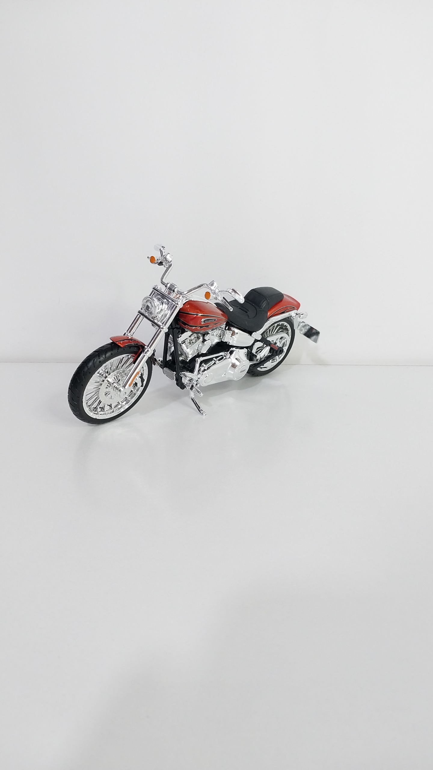 ماکت موتور هارلی دیویدسون برند مایستو