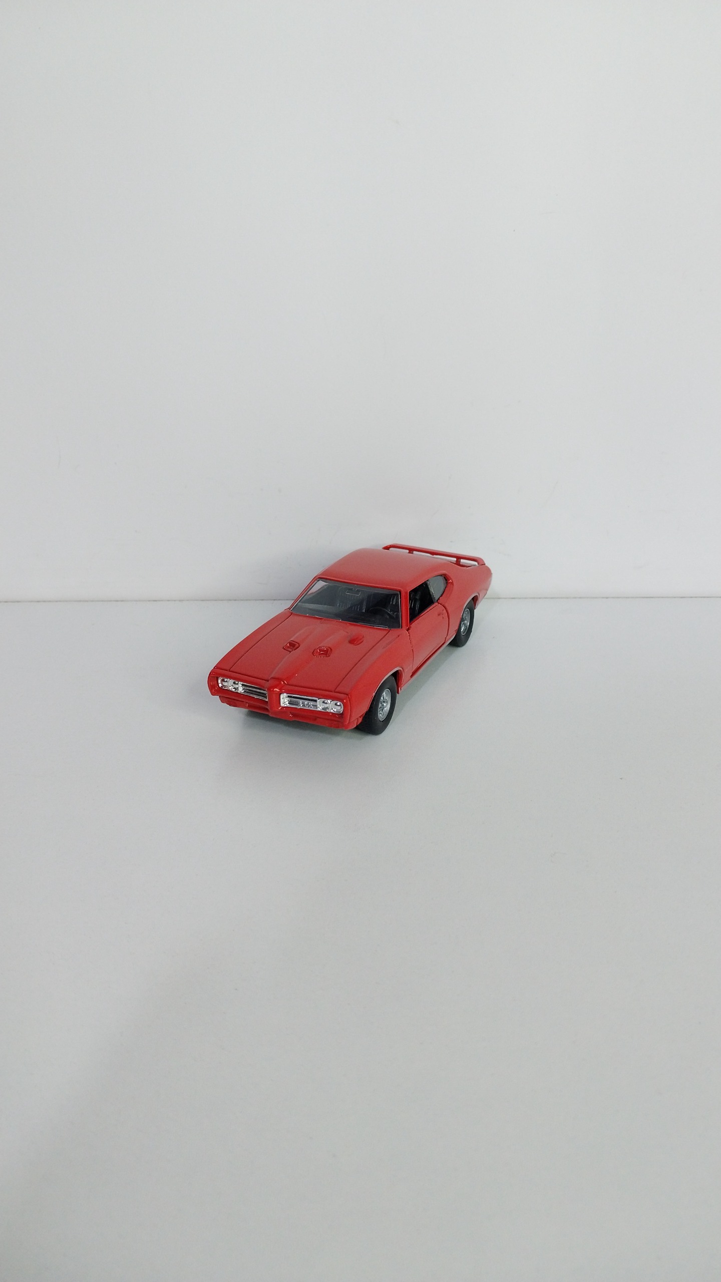 ماشین فلزی پونتیاک برند ویلی