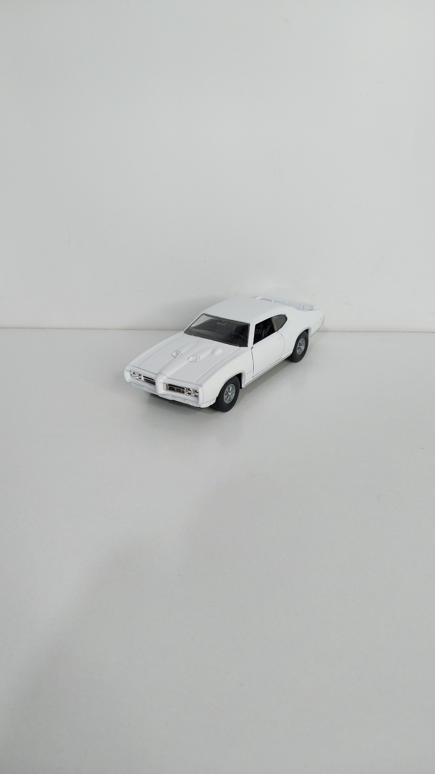 ماشین فلزی پونتیاک برند ویلی