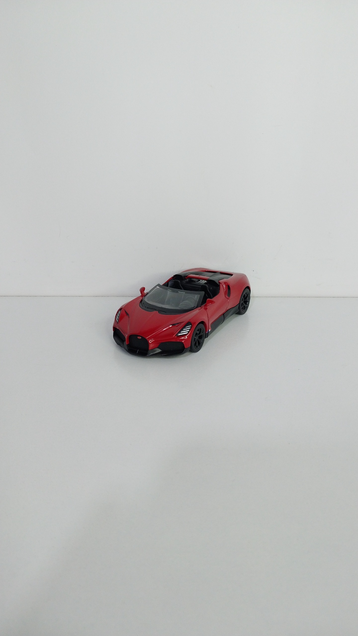 ماشین فلزی بوگاتی میسترال برند کینسمارت