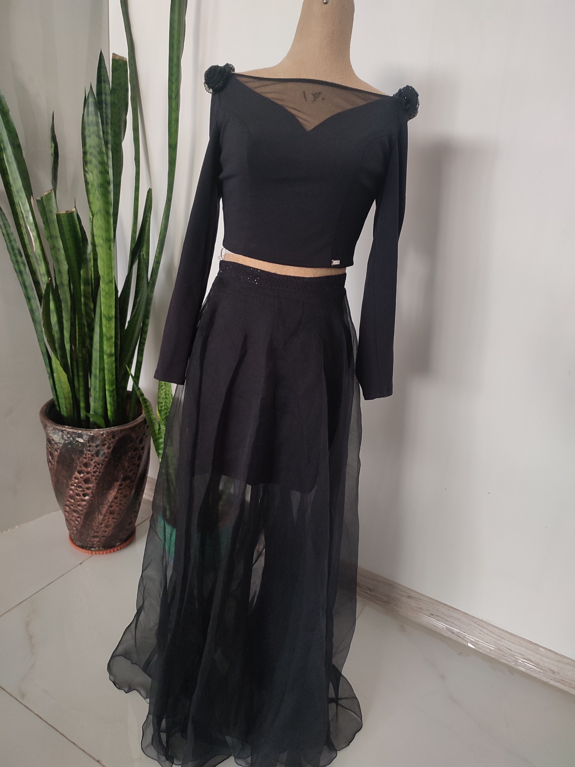 نیم تنه و دامن مجلسی