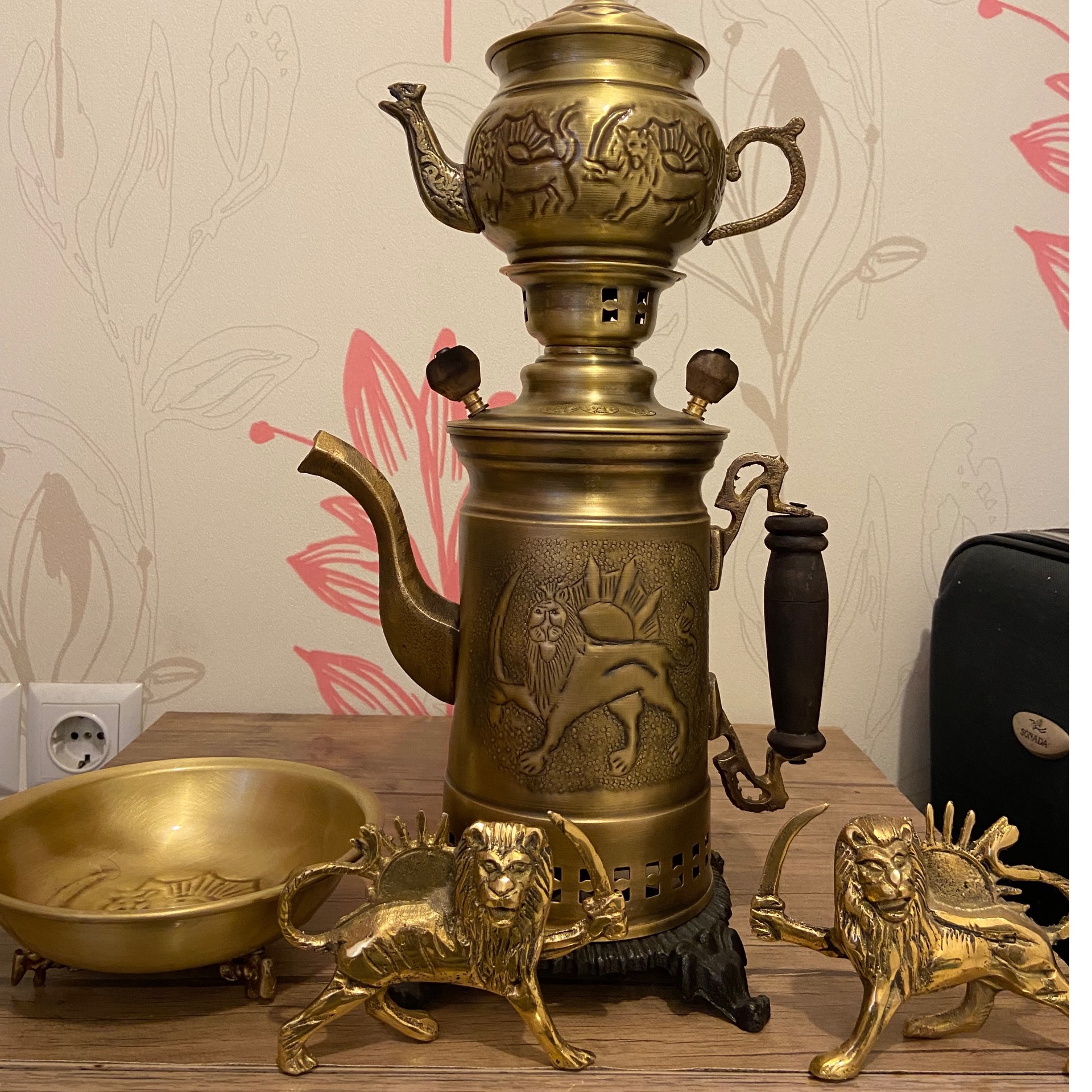 سماور ذغالی برنجی مهردار