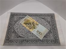 100