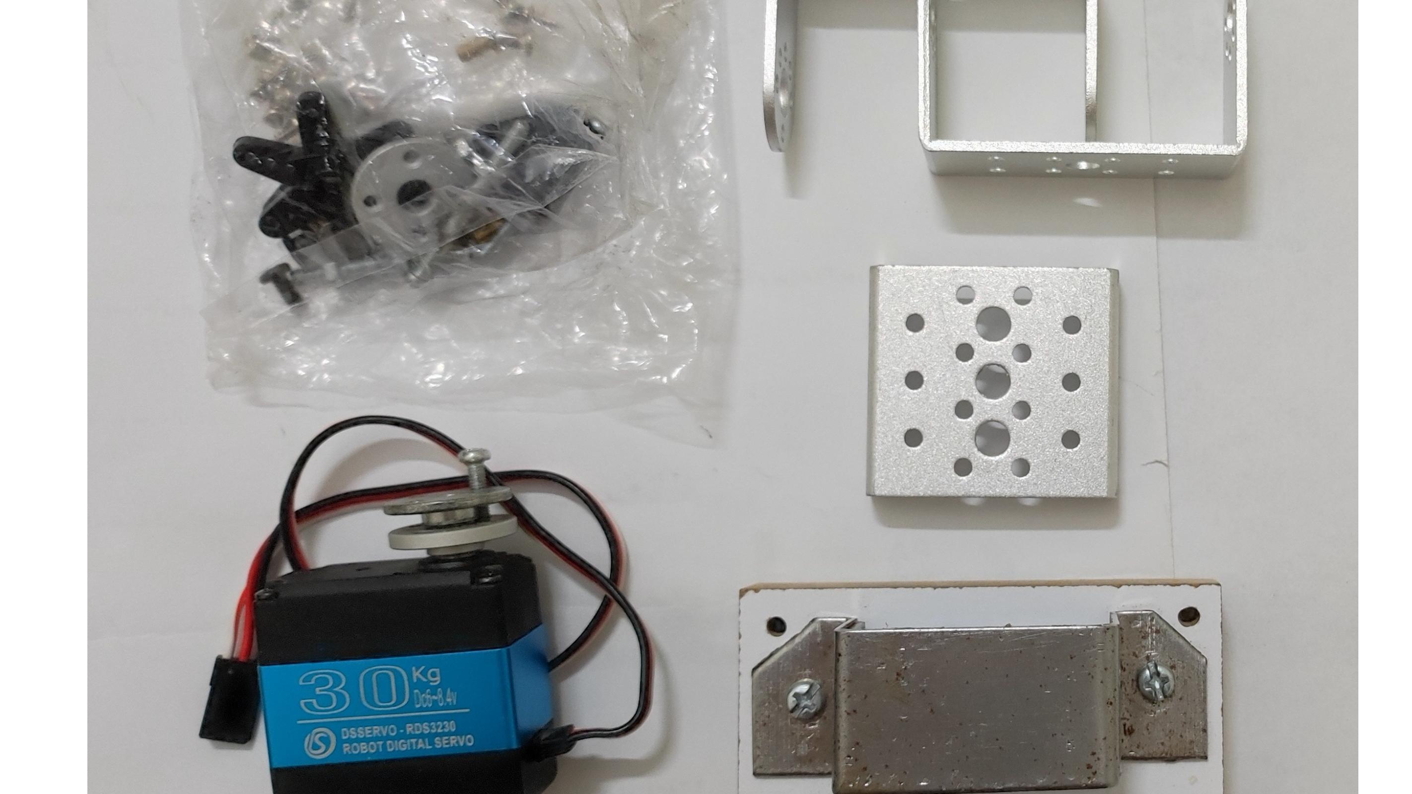 سروو موتور 30 cm KG ولتاژ 6-8.5