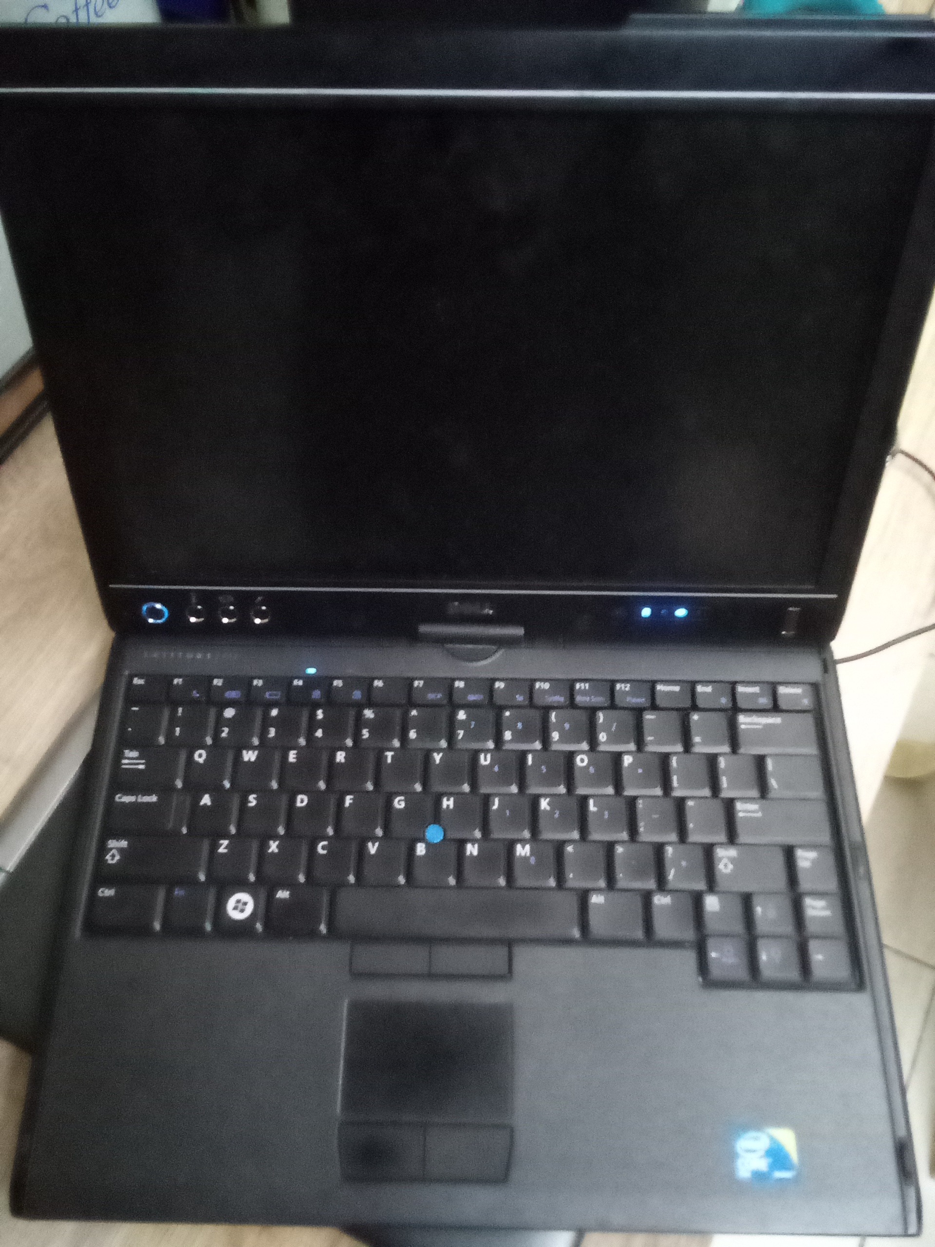 لپ تاپ DELL latitude xt2