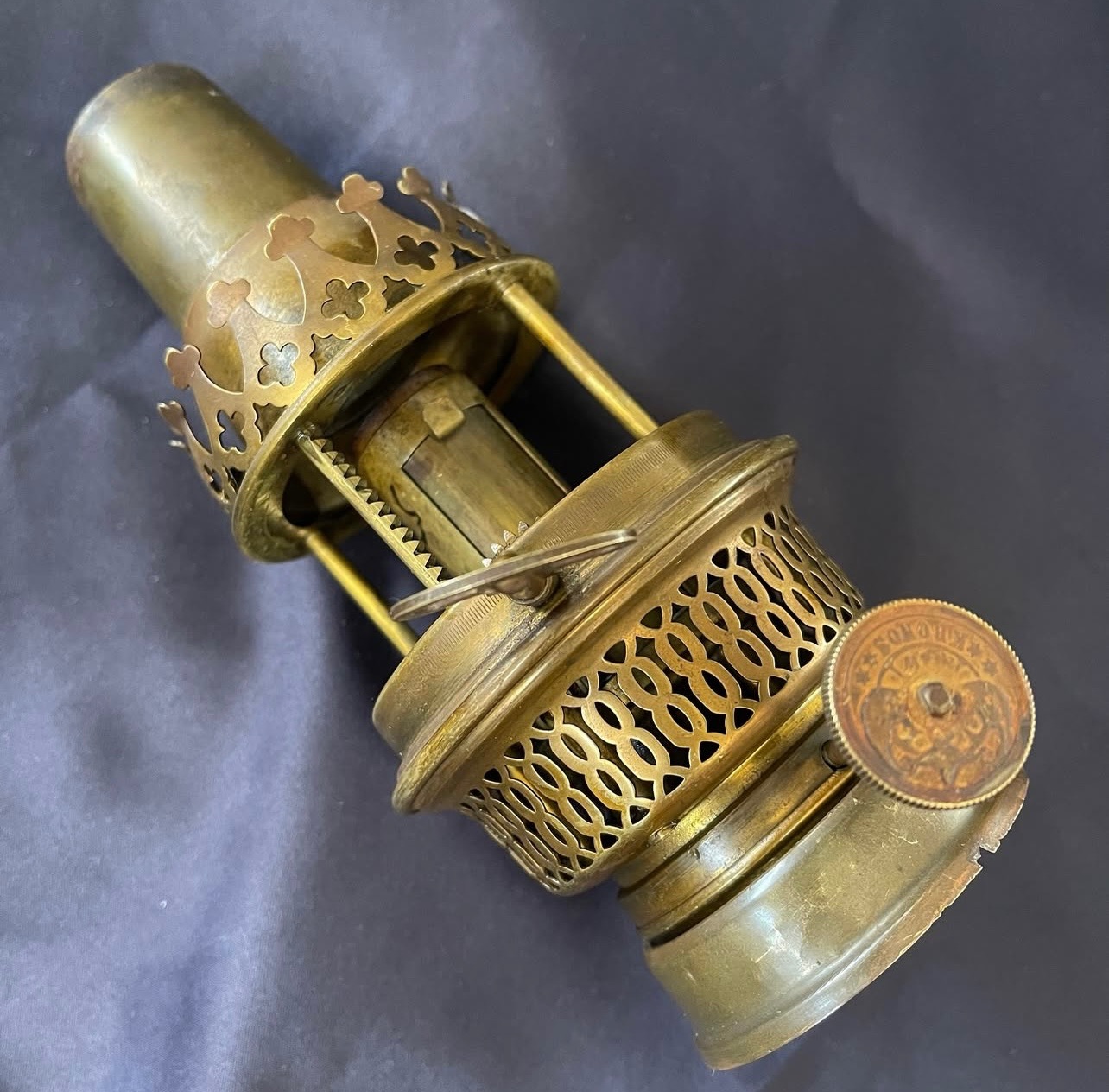 فتیله جمع کن آسانسوری