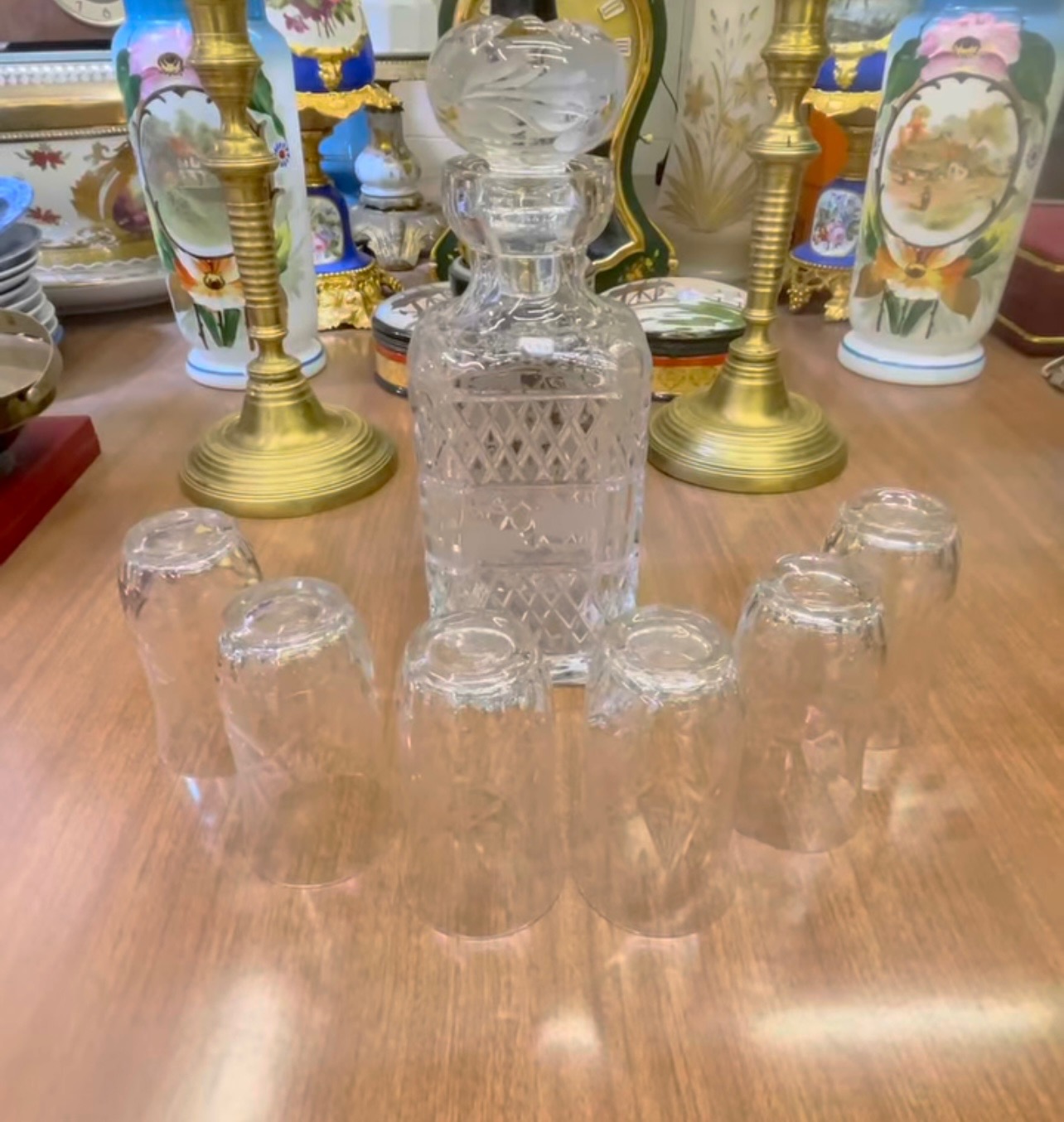 تنگ و لیوان خشتی