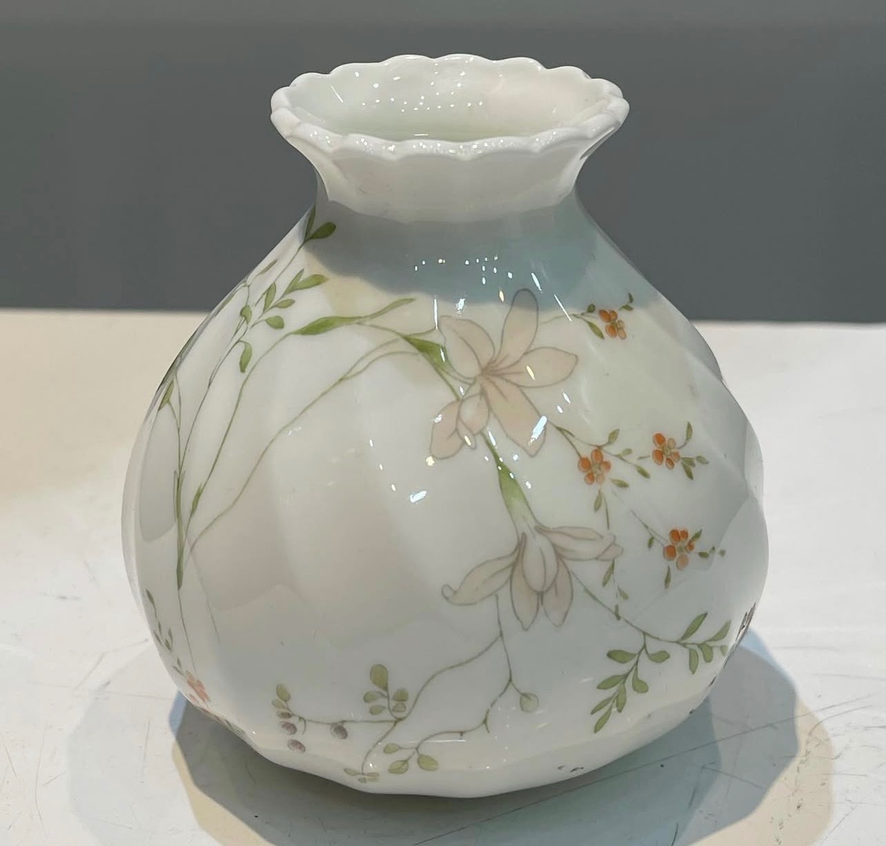 گلدان رومیزی قدیمی انگلیسی