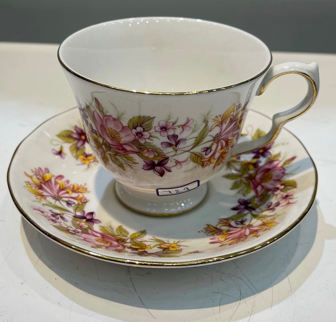 فنجان و نعلبکی قدیمی انگلیسی