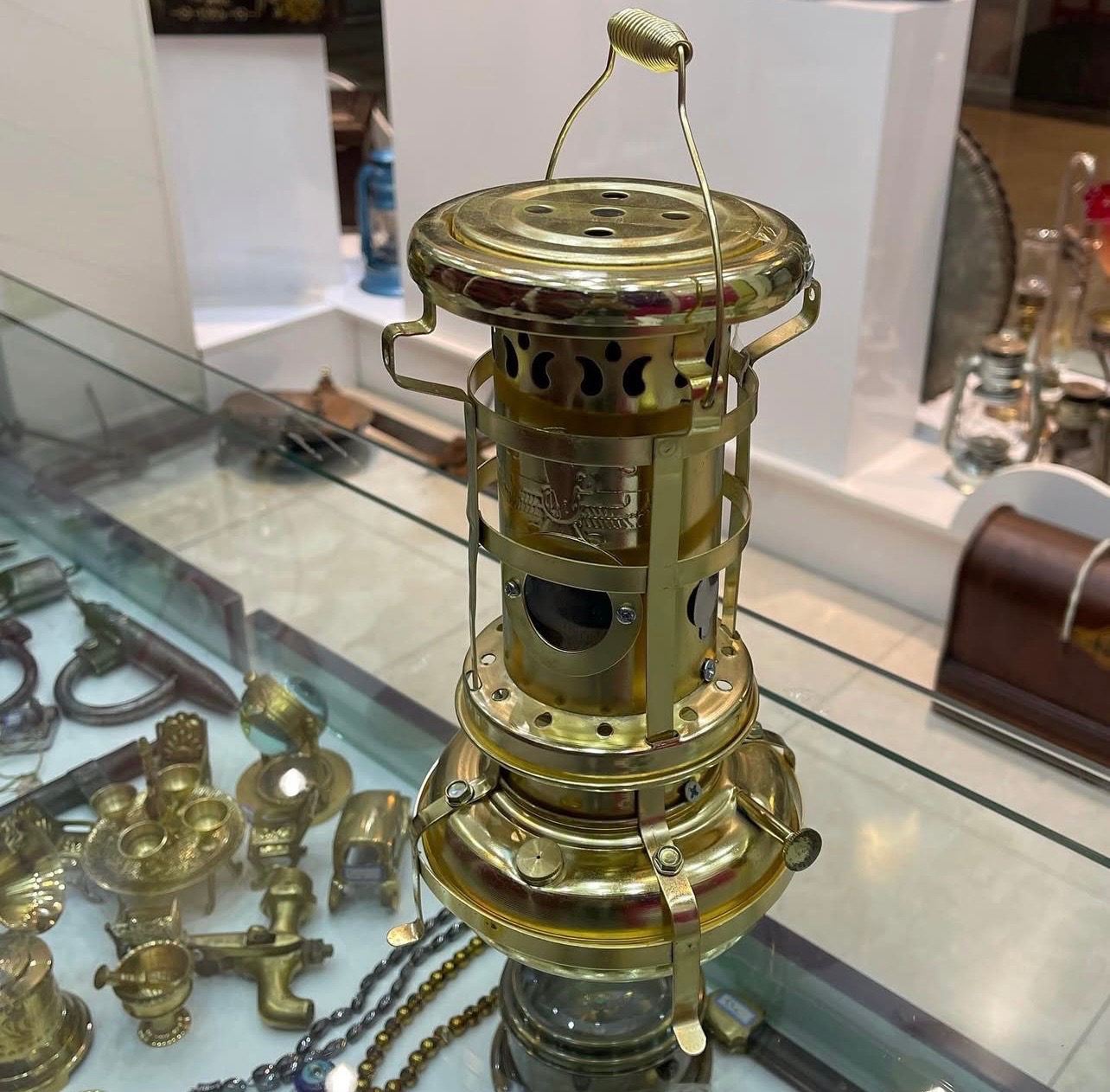 چراغ علاالدین برنجی