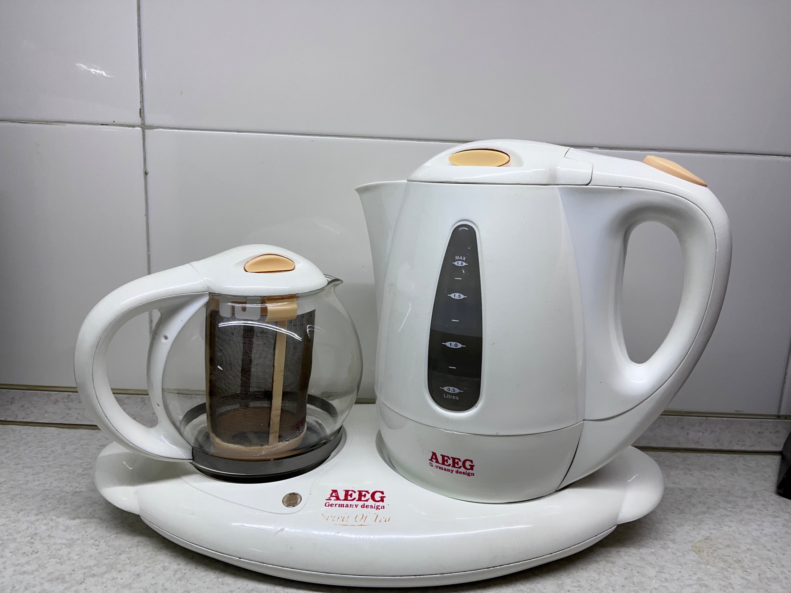 چای ساز سالم و تمیز