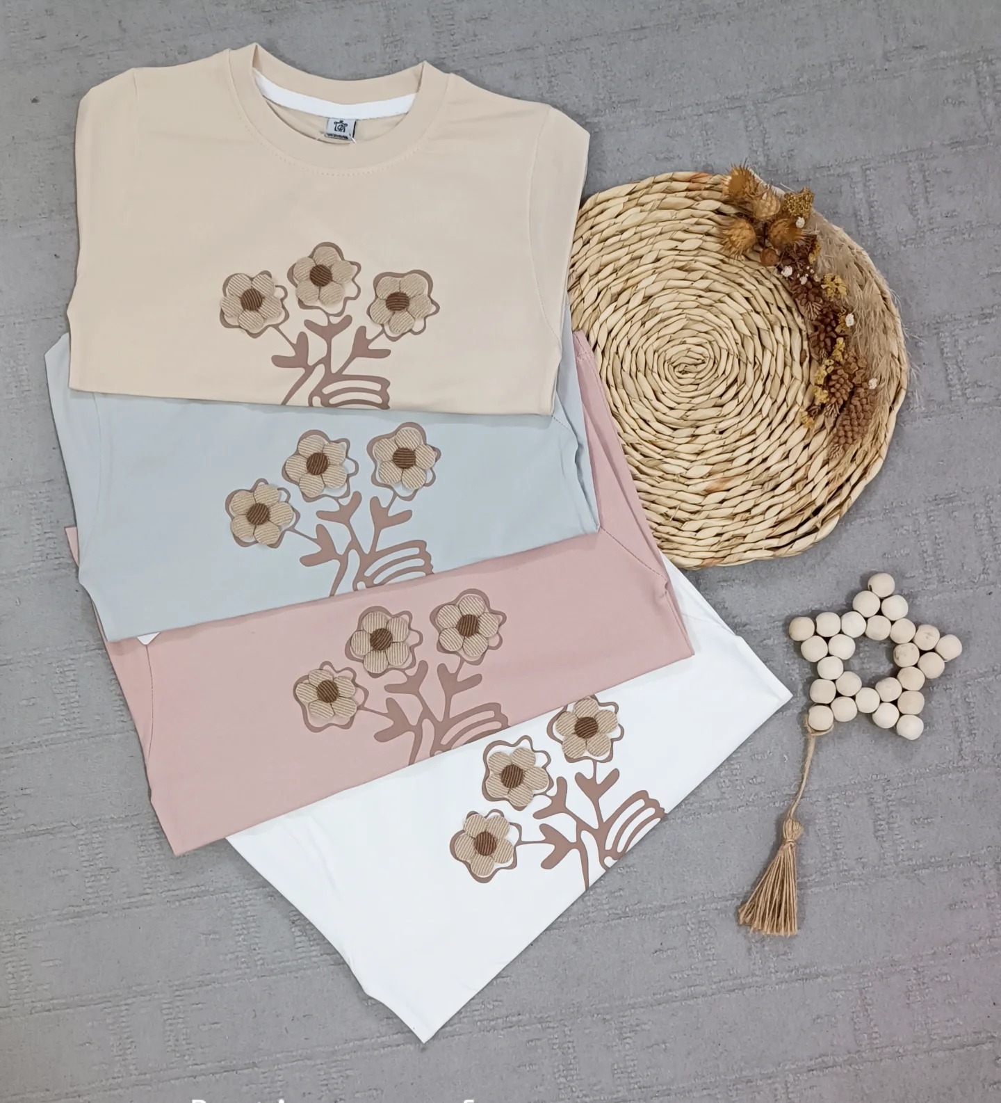 تیشرت گل برجسته
