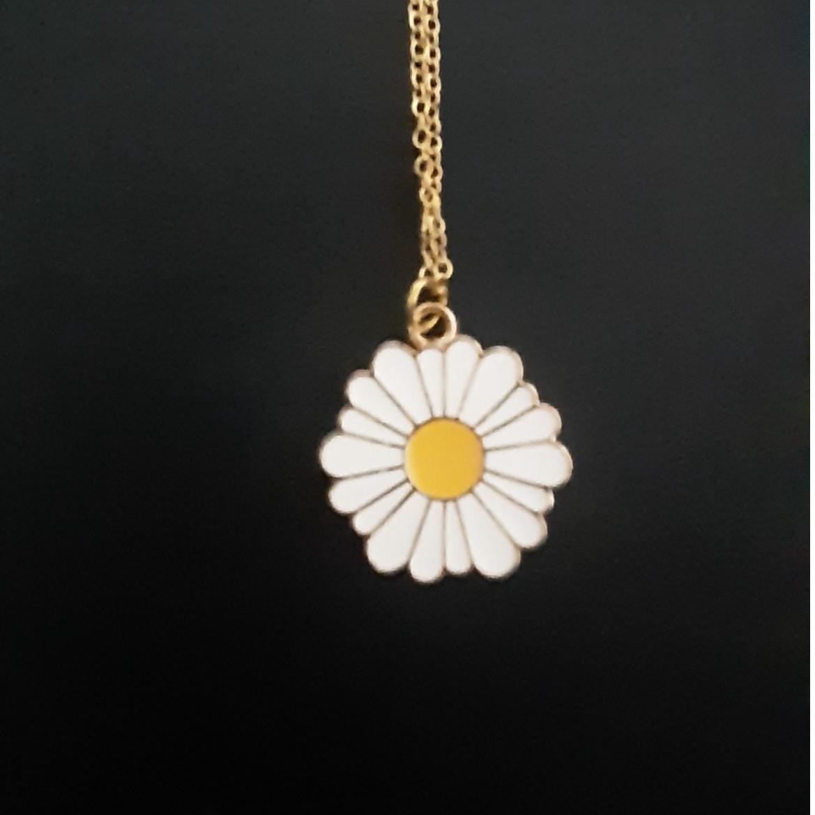 مدال طرح بابونه