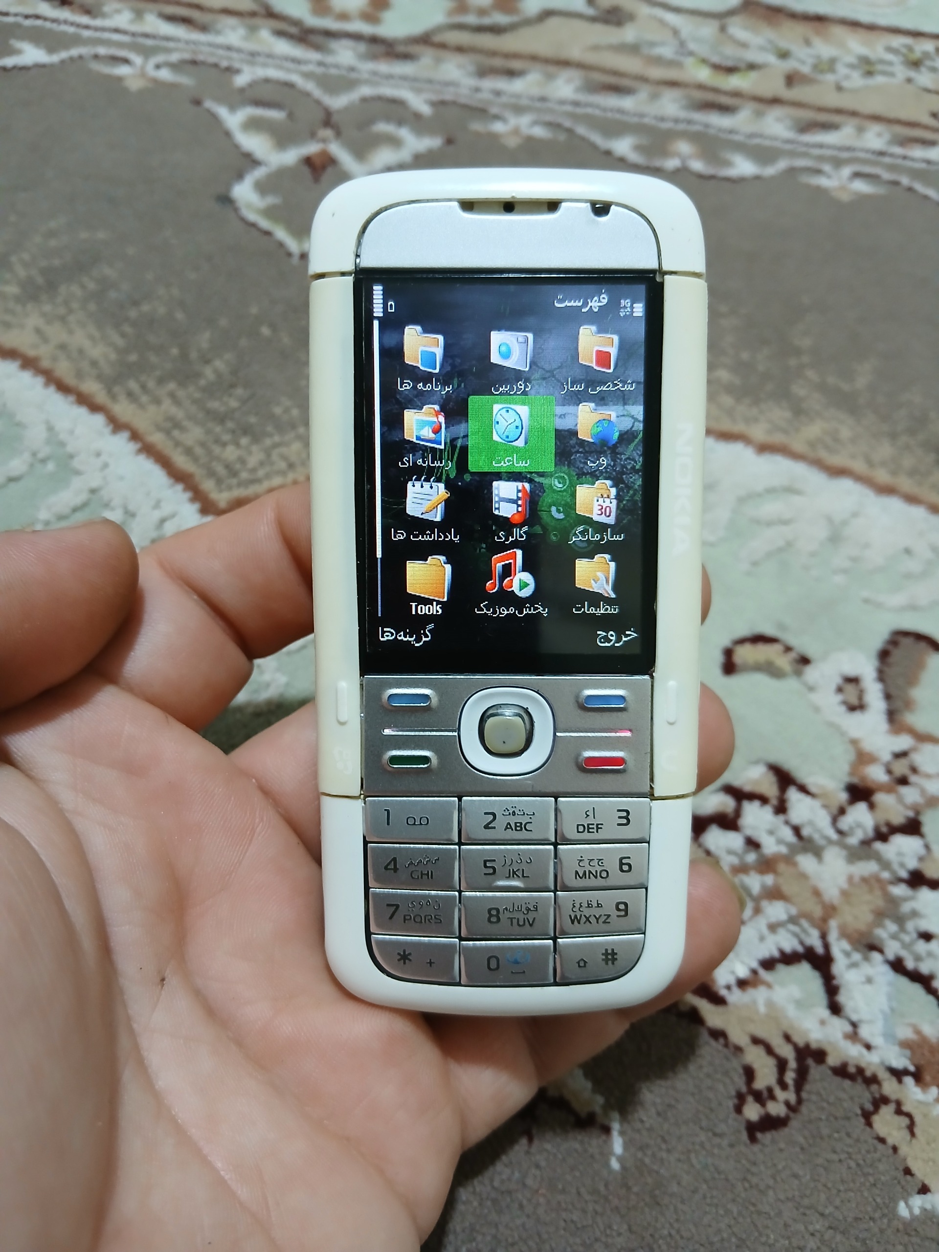 گوشی نوکیا 5700چرخشی