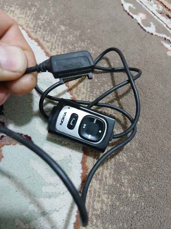 هندزفری گوشی نوکیا 73و