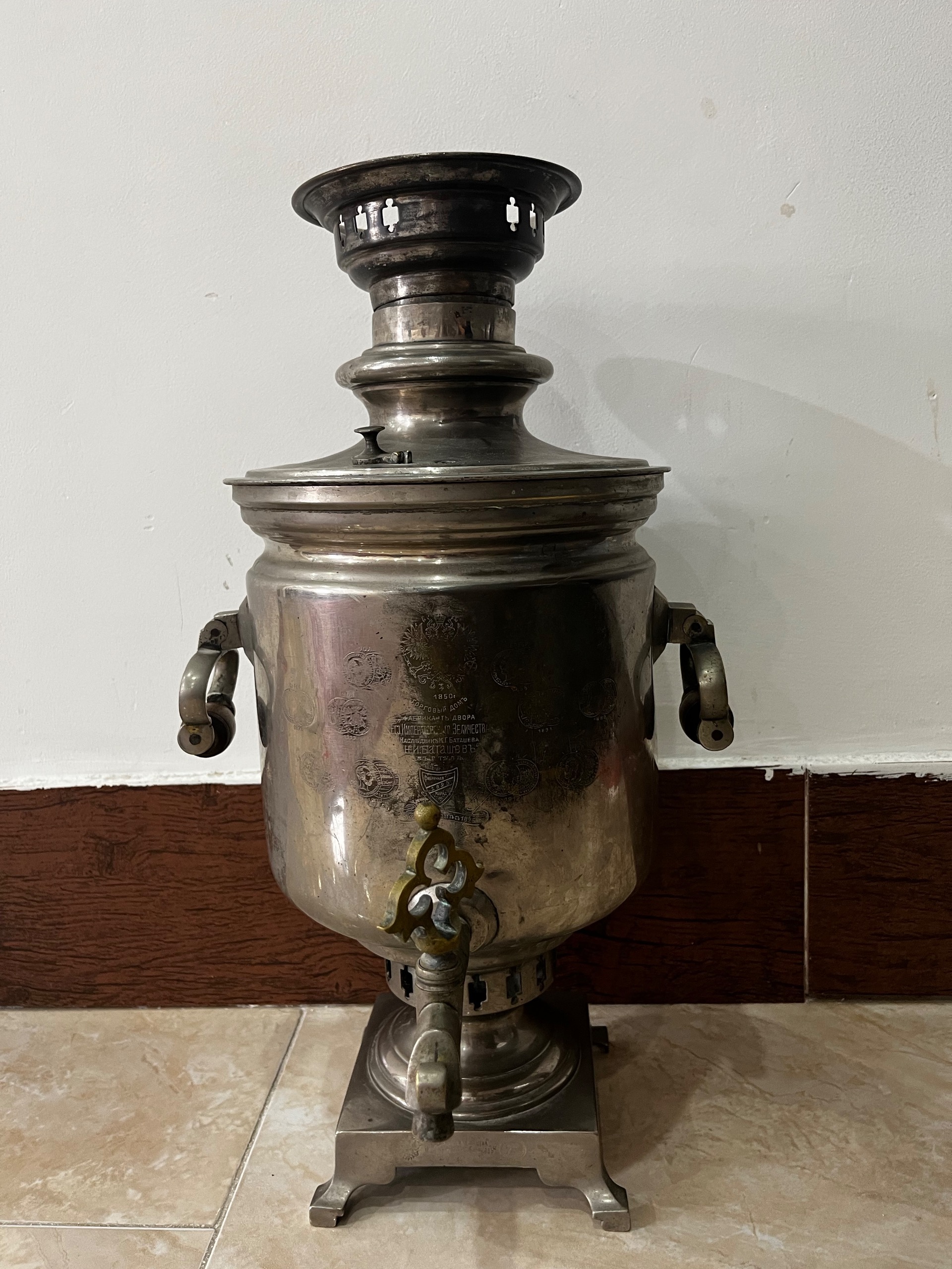 سماور ذغالی روسی 175 ساله