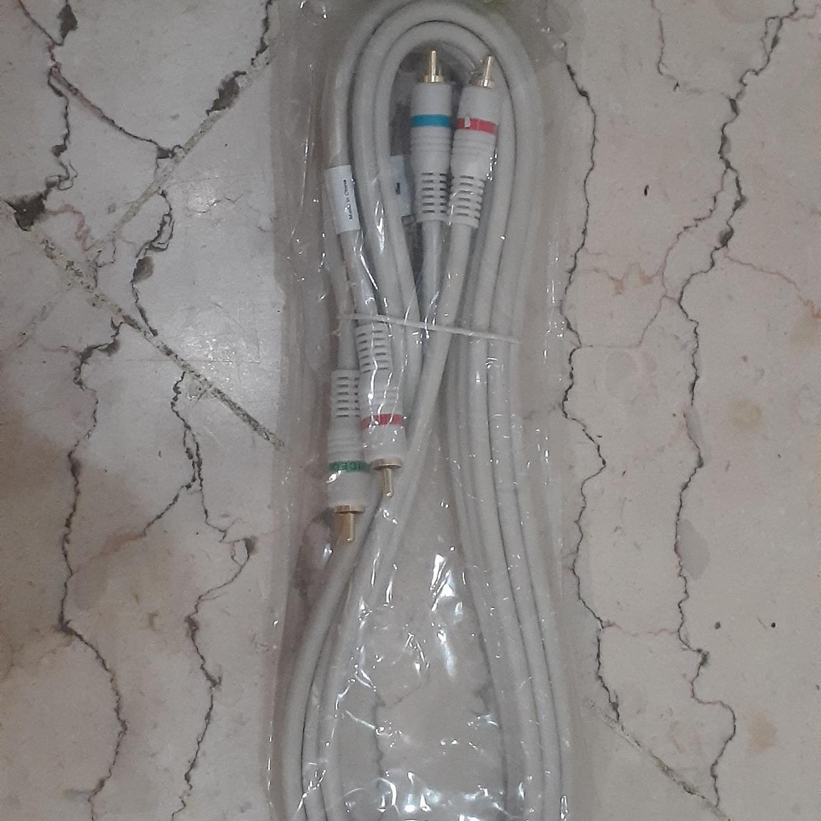 کابل تصویر 3به 3  AV Component یک سوم قیمت