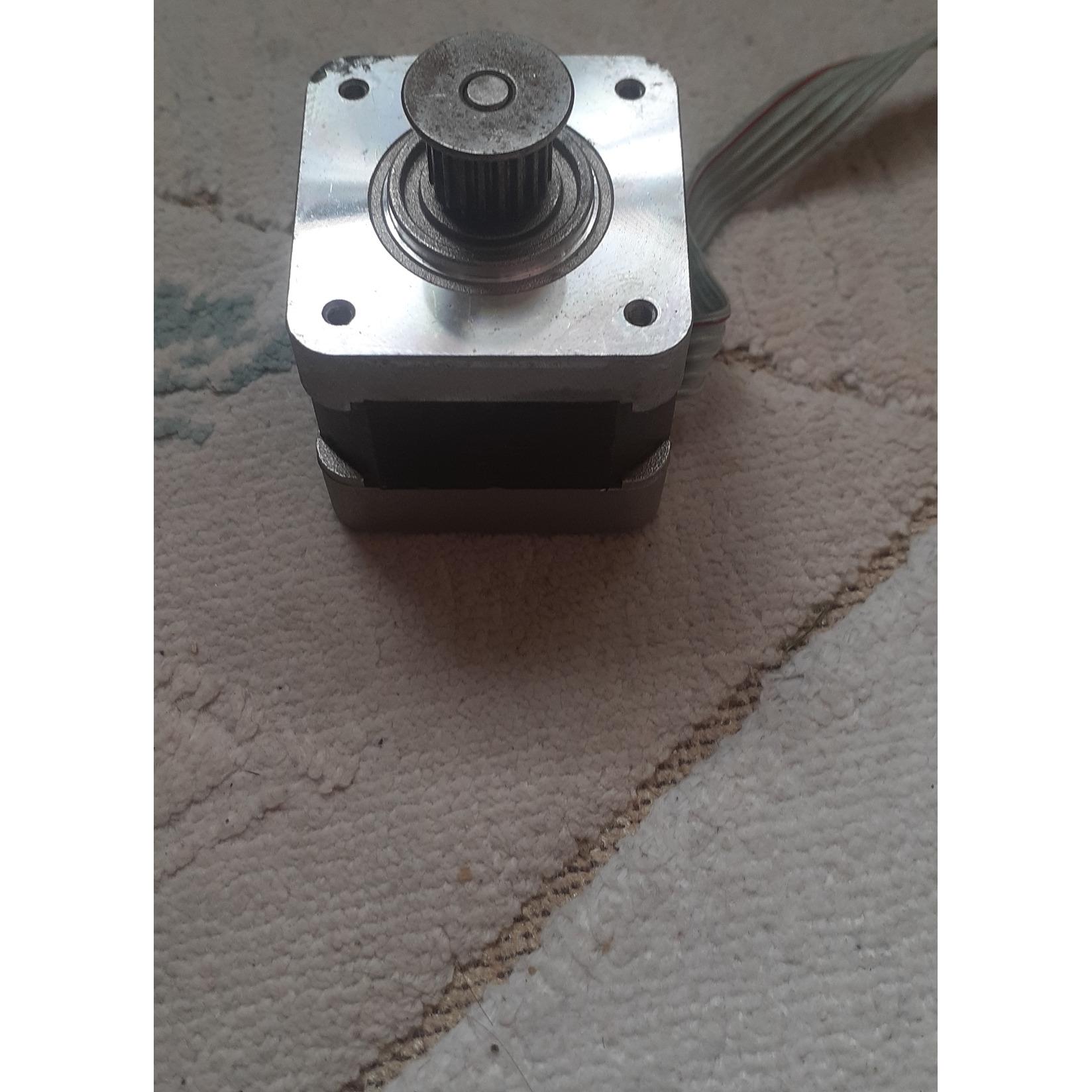 استپ موتور 5سیم