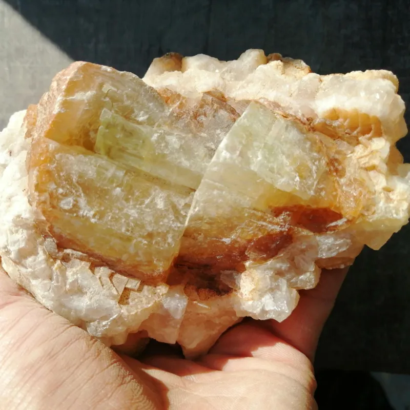 سنگ راف کلسیت سبز روی آراگونیت