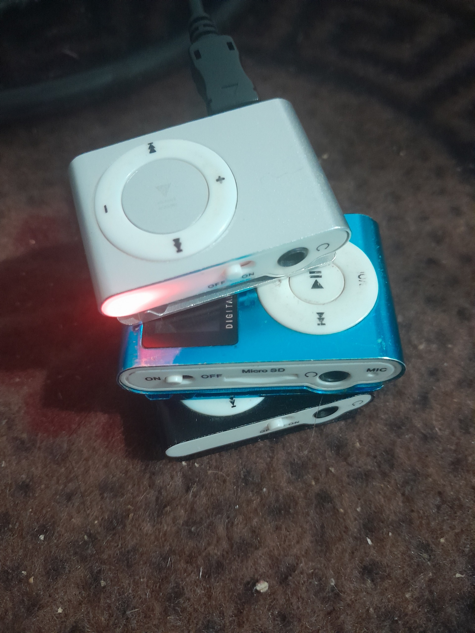 3 عدد MP3 پلیر توضیحات