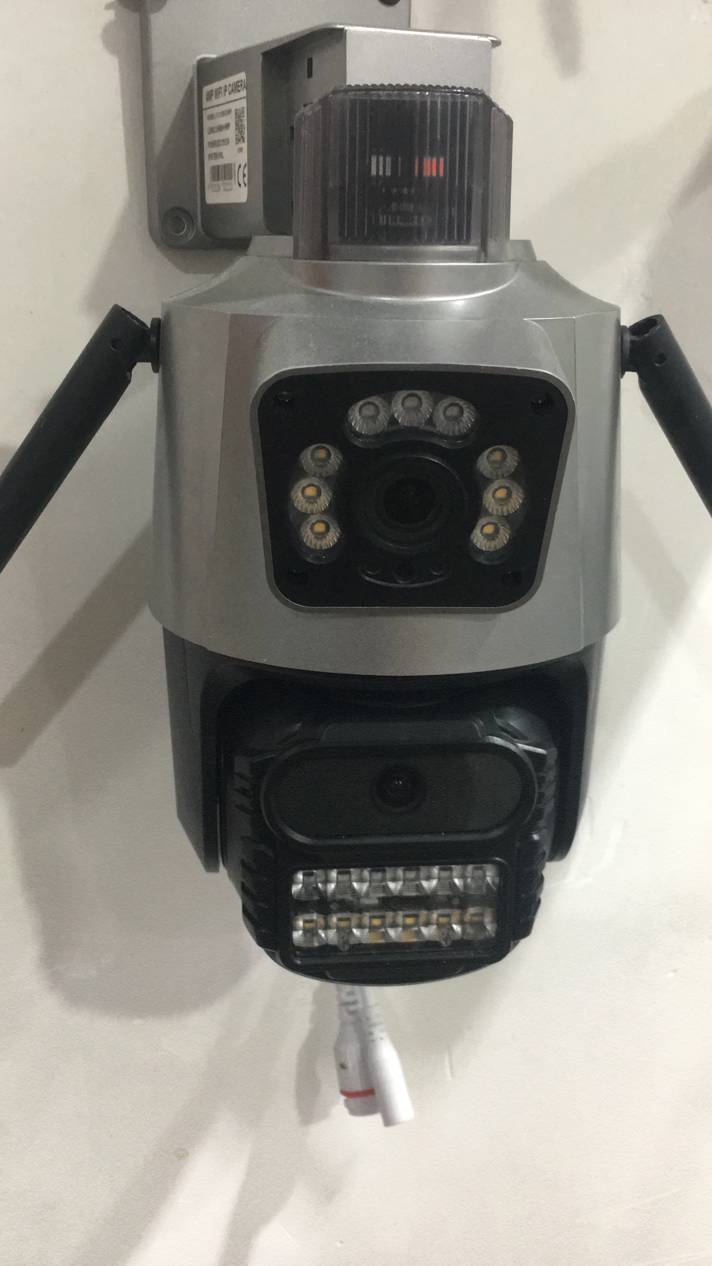 دوربین بیسیم چرخشی