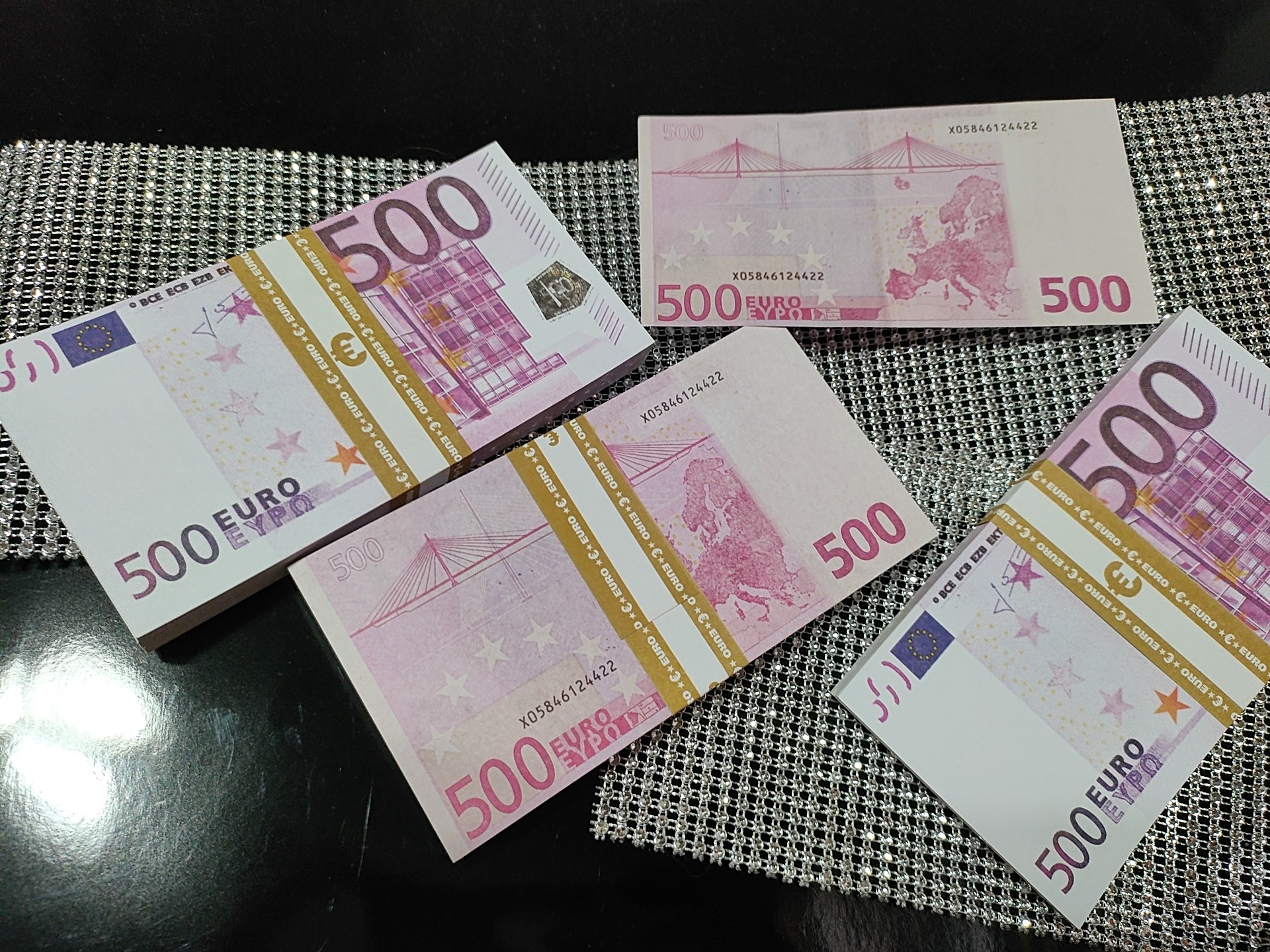 اسکناس 500 یورو سینمایی بدون هیچگونه نوشته اضافه