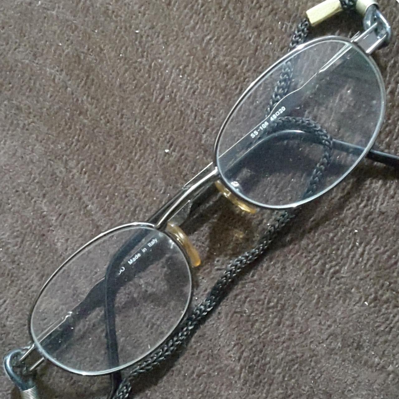 فریم عینک با کیف