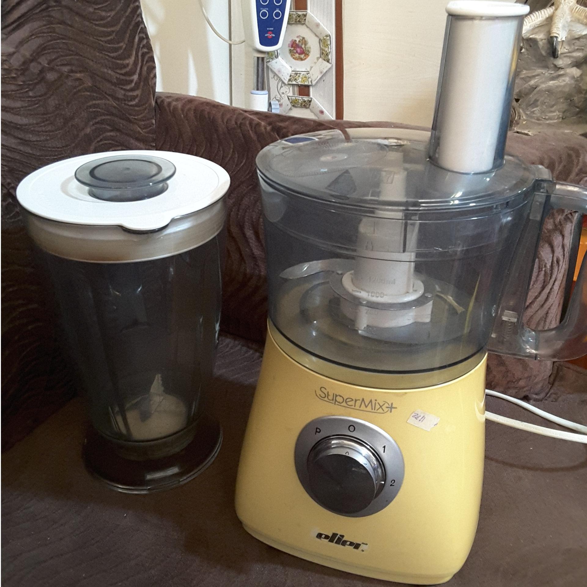 آب میوه گیری برقی