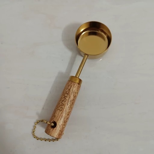پیمانه اندازه گیری استیل نقلی دسته چوبی طلایی