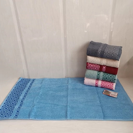 حوله متوسط دست و صورت بهباف آذر سایز 40در 75