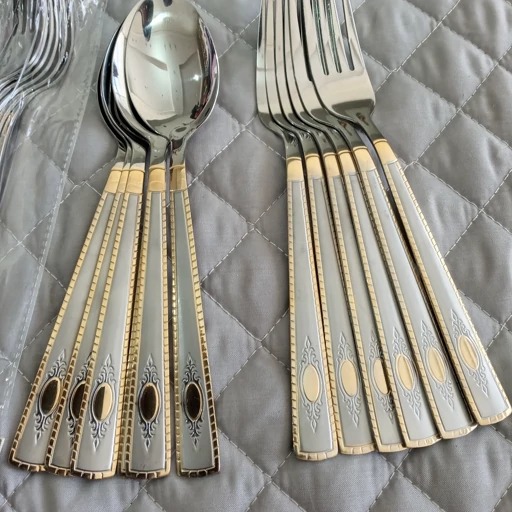 قاشق و چنگال غذاخوری یونیک طلایی 12 عددی