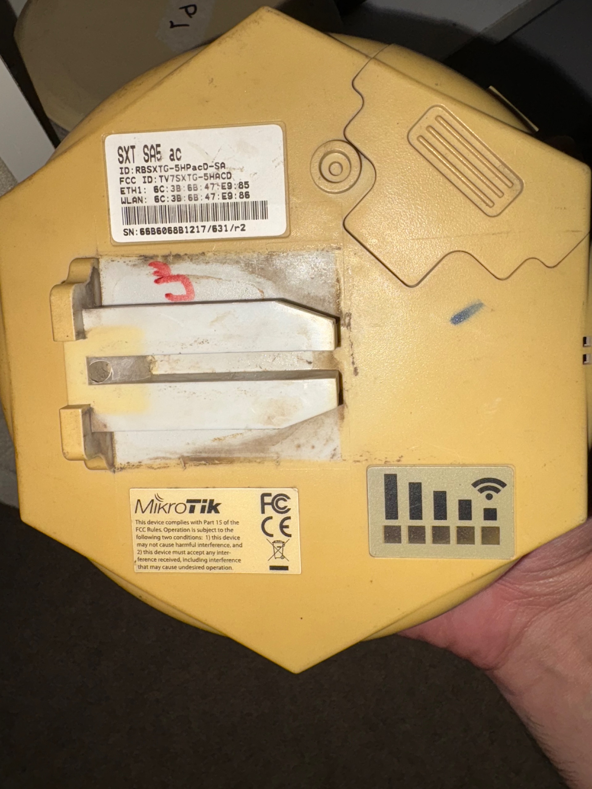 رادیو آنتن میکروتیک مدل SXT SA5 AC