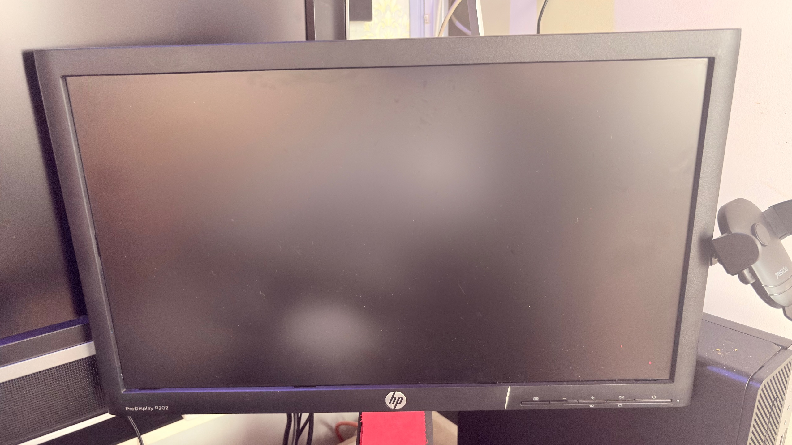 مانیتور hp مدل p202