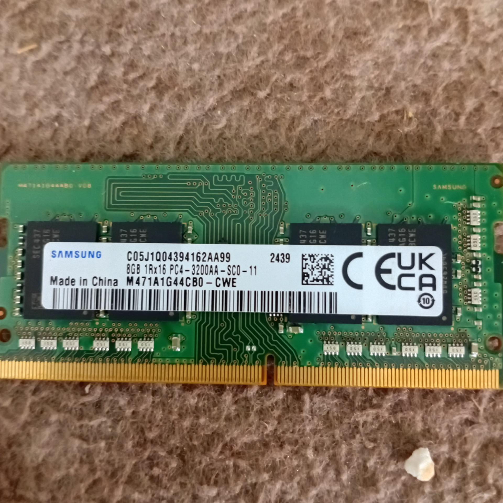 رم 8گیگ dd4 3200هرتز سامسونگ