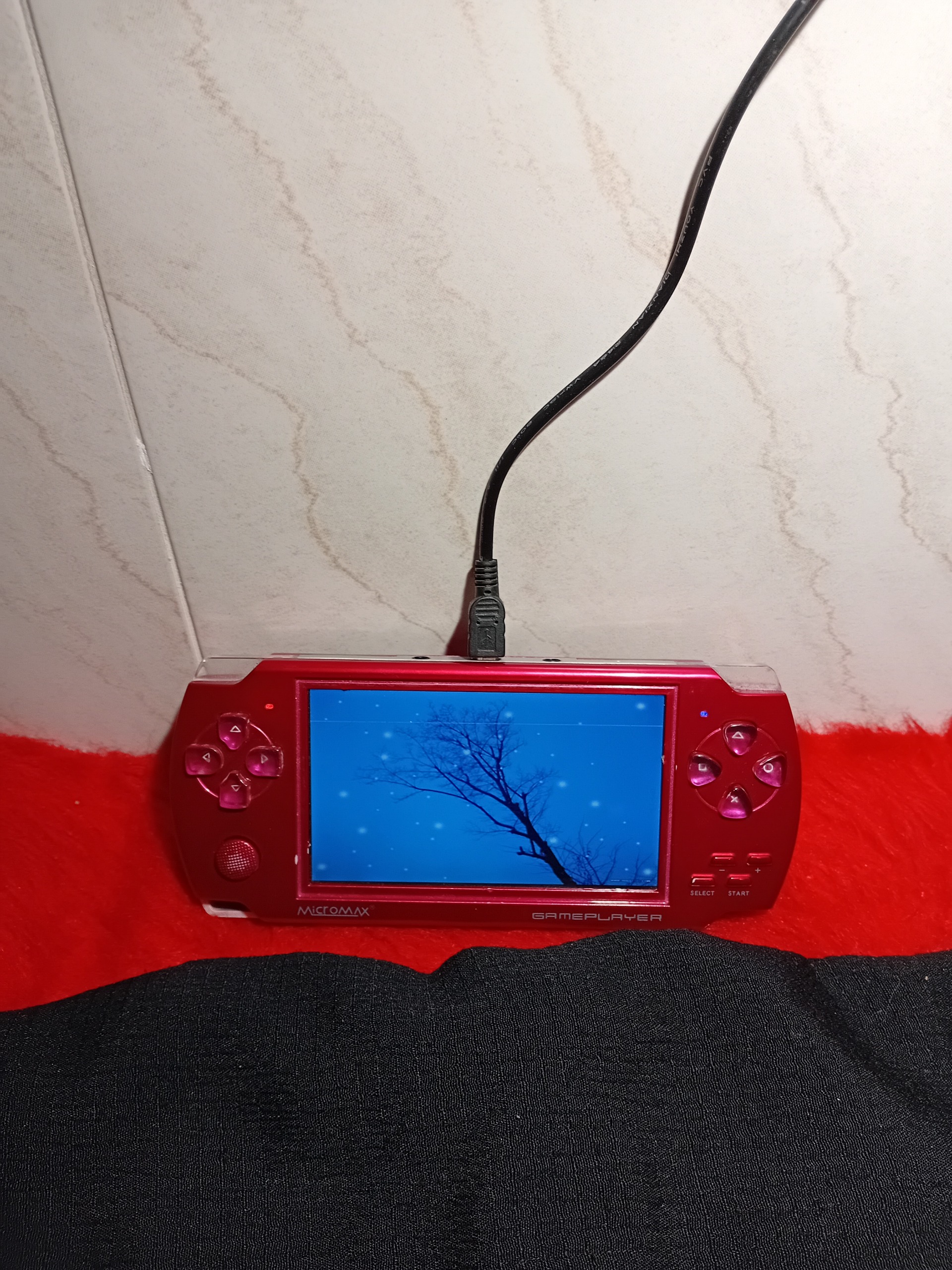 بازی میکرو مکس