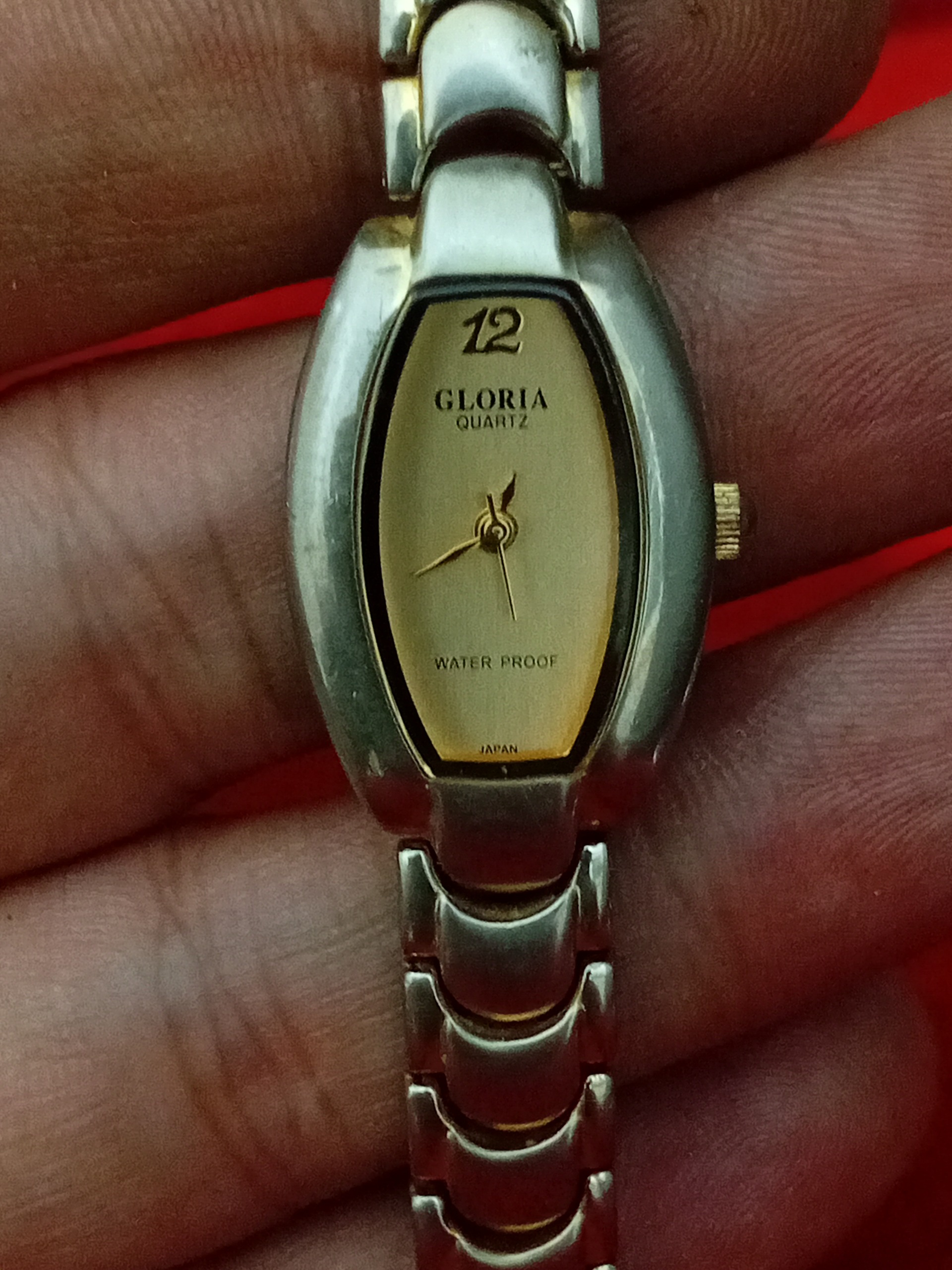 ساعت گلوریا زنانه