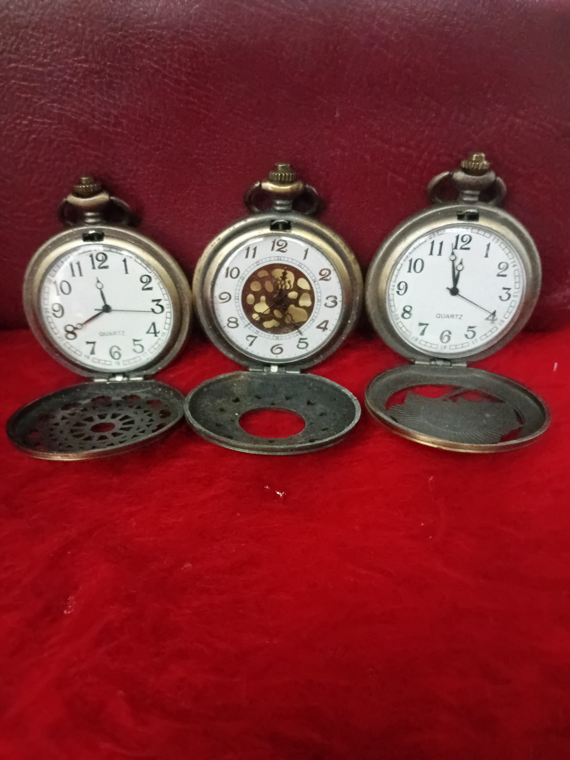 ساعت های جیبی طرح قدیم