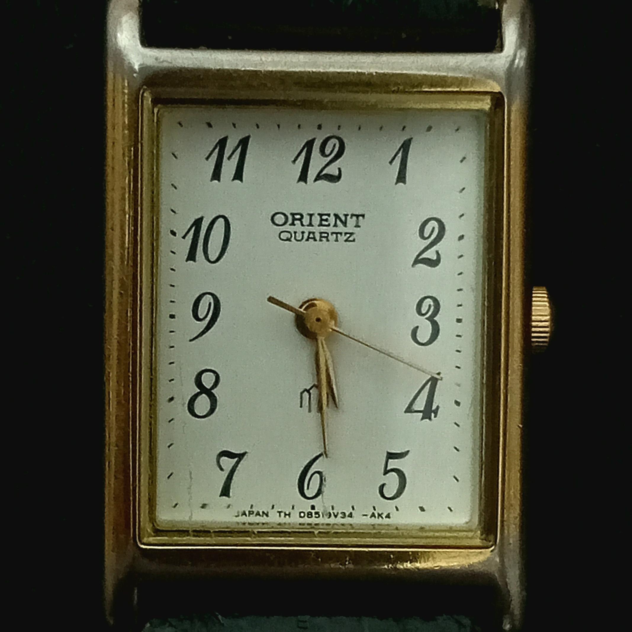 ساعت اورینت اصلی