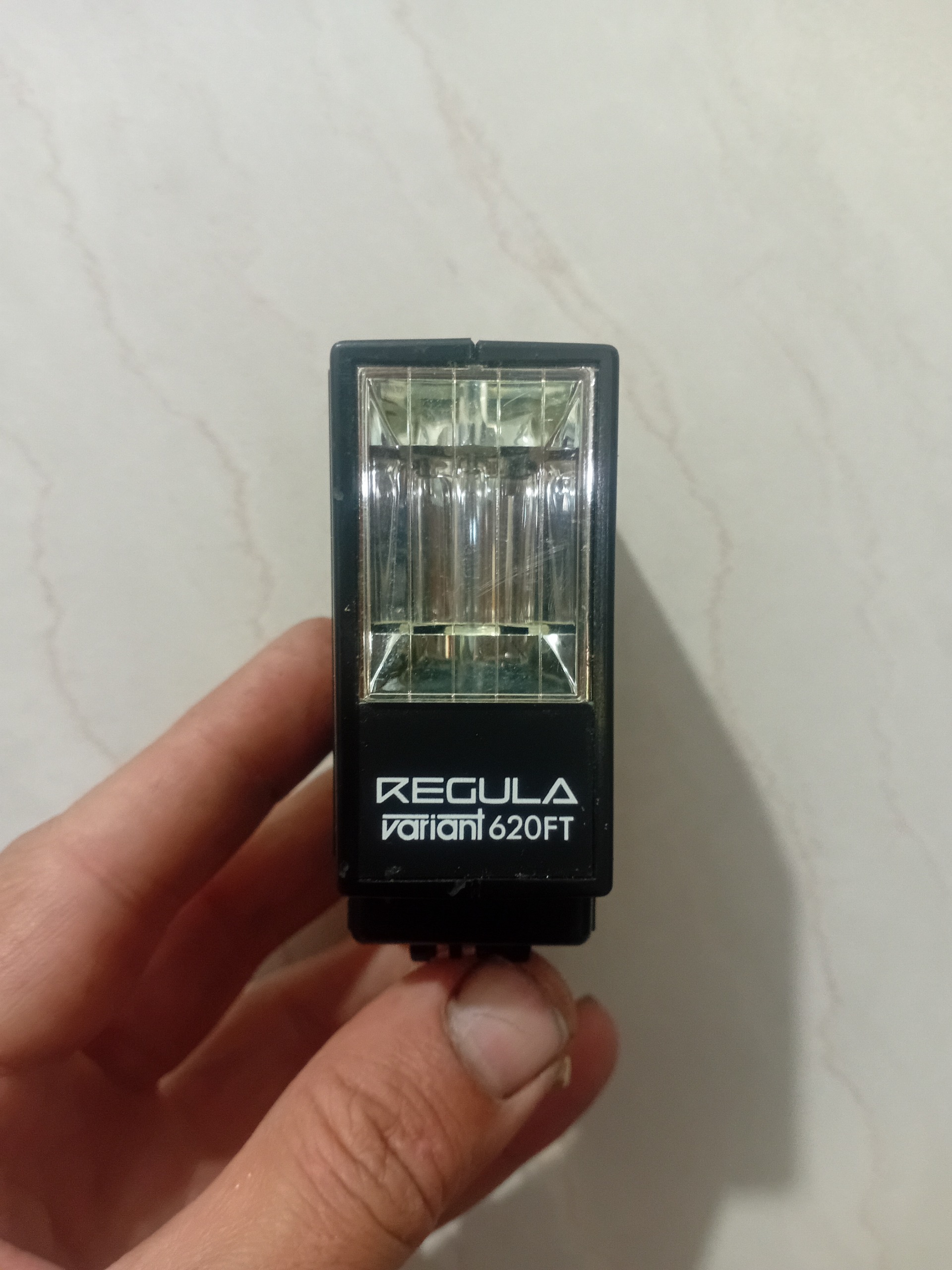 فلش دوربین های قدیمی ژاپنی