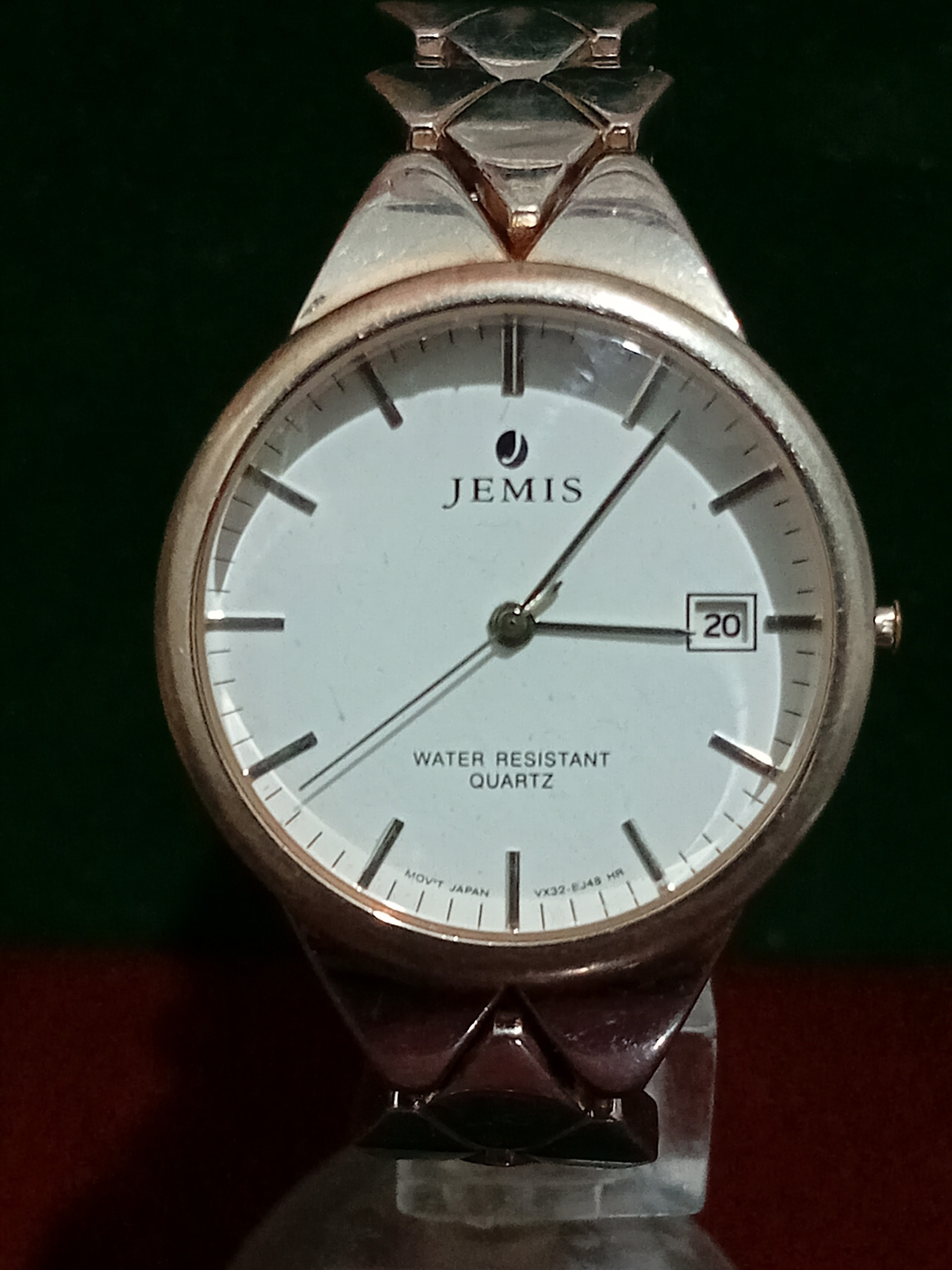 ساعت زیبای جمیس