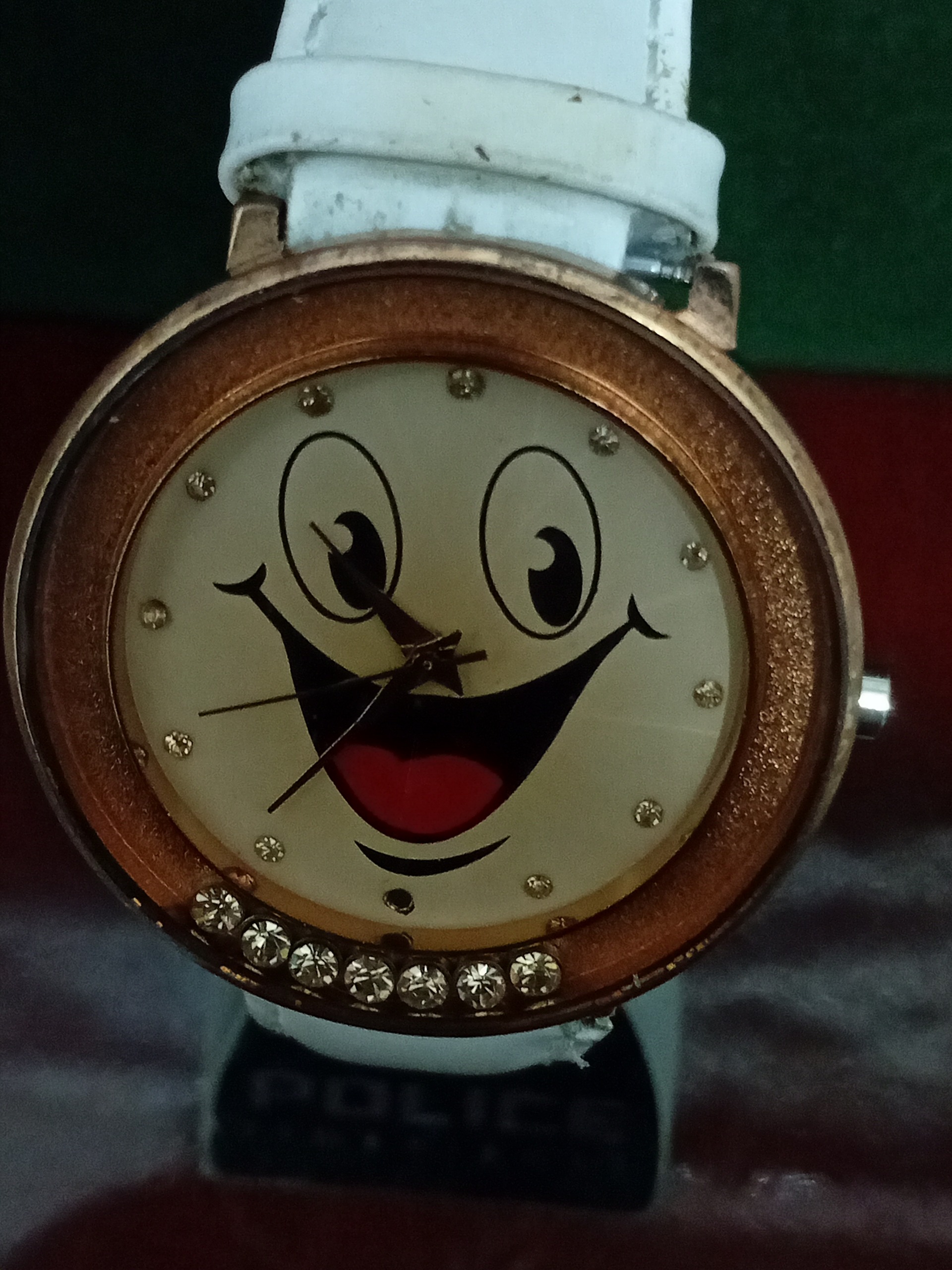 ساعت مچی دخترانه فیس لبخند