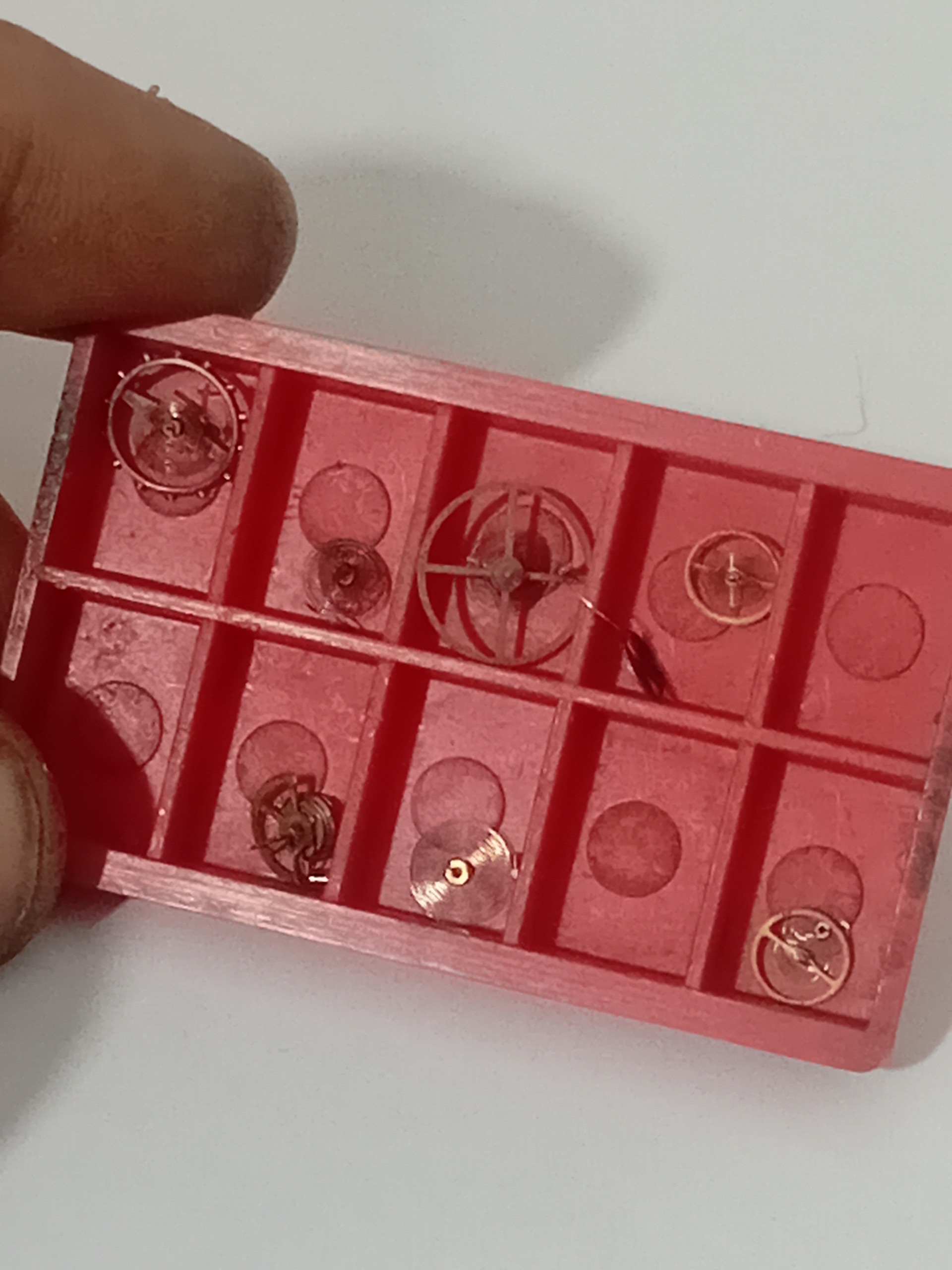 تعدادی رقاسک موتور ساعت اتوماتیک قدیمی